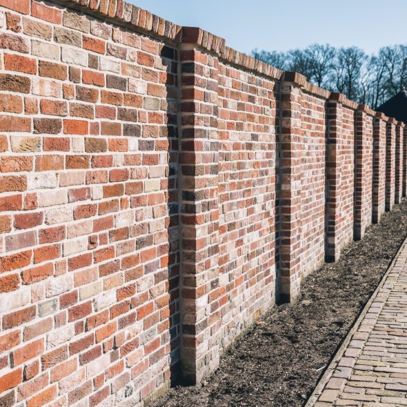 Herbouw tuinmuur kasteel